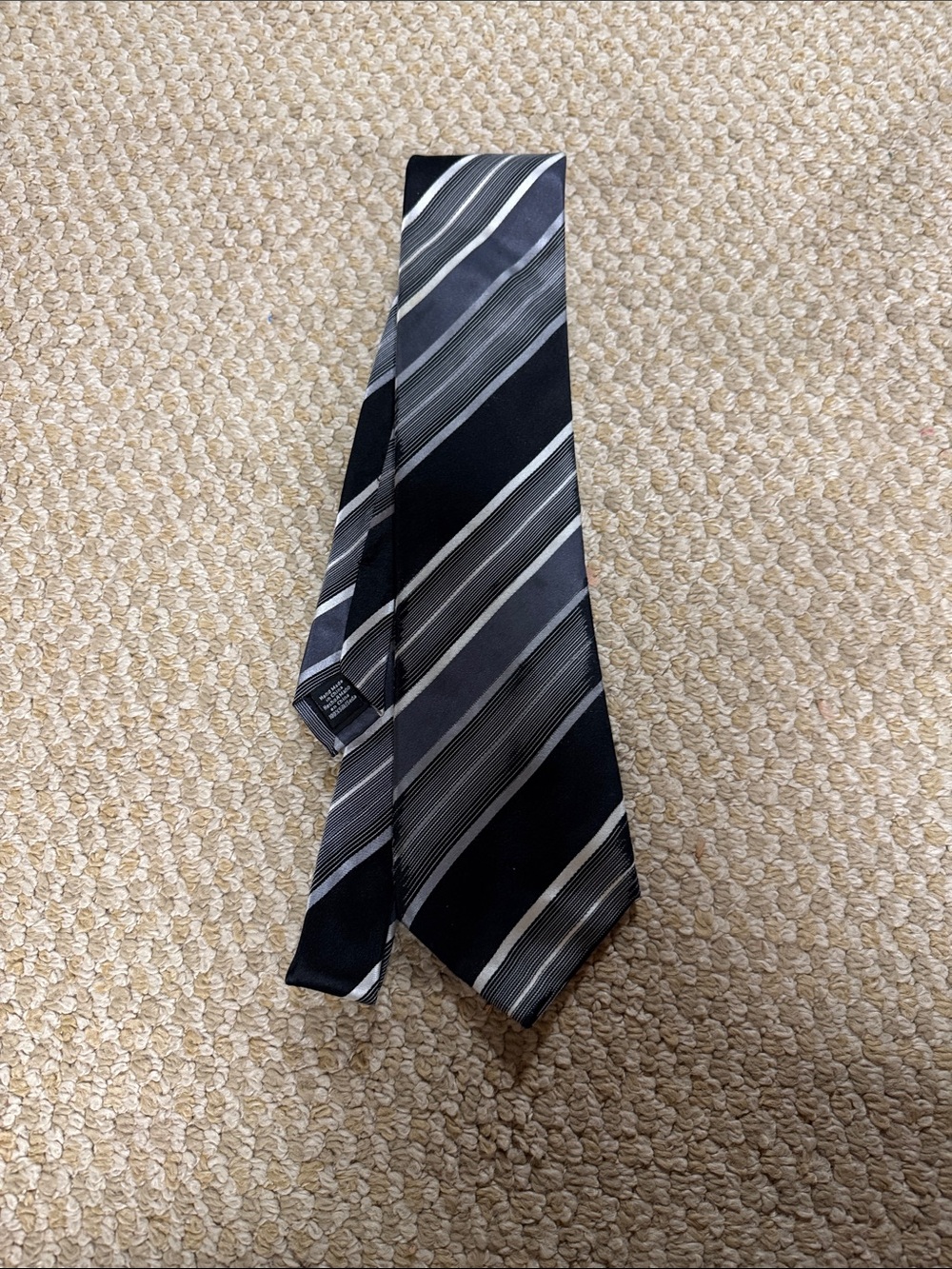 croft & barrow Black and Gray Striped Men's Tie